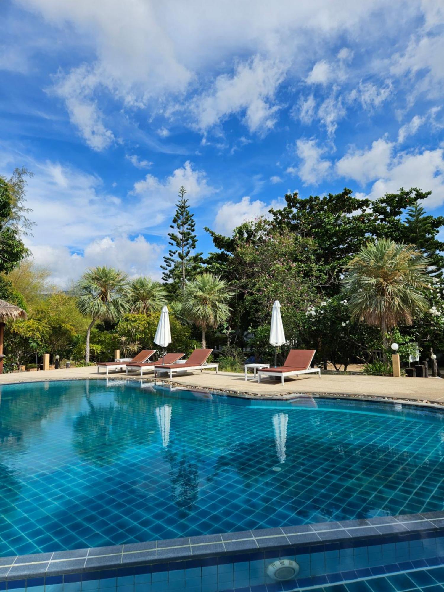 Phangan Utopia Resort Mae Haad Exteriör bild