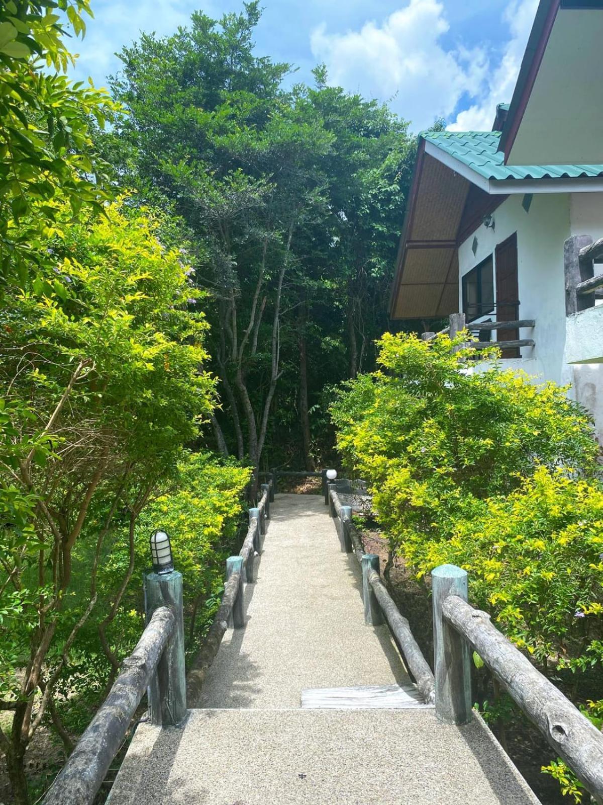 Phangan Utopia Resort Mae Haad Exteriör bild